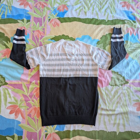 XIOS New York Women's XS Crewneck knit sweater black white Striped Long Sleeves - Picture 13 of 14